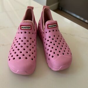 Girls Hunter original lightweight outdoor shoes.